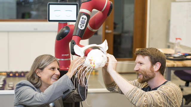Mỹ phát triển robot mềm dẻo và ​linh hoạt như con người - Ảnh 1.